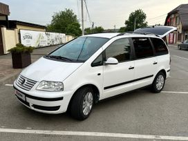    Volkswagen Sharan 2008 , 850000 , 