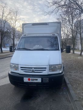   Renault Mascott 2001 , 886000 , 
