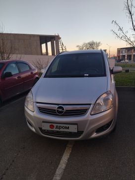    Opel Zafira 2011 , 680000 , 