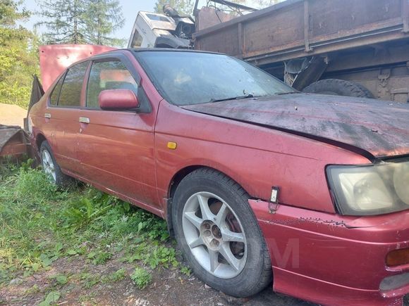  Nissan Bluebird 1999 , 95000 , 
