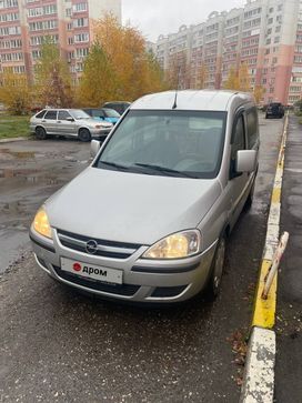    Opel Combo 2008 , 320000 , 