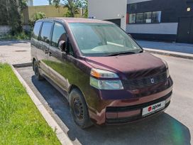    Toyota Voxy 2001 , 800000 , 