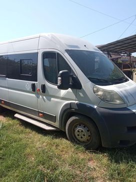  Peugeot Boxer 2011 , 900000 , 