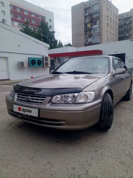  Toyota Camry 2000 , 600000 , 