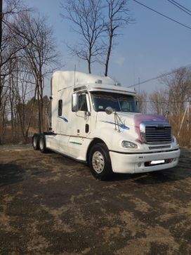   Freightliner Columbia 2002 , 2300000 , -