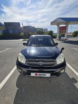 SUV   Toyota RAV4 2003 , 815000 , 