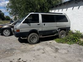    Nissan Largo 1991 , 300000 , 