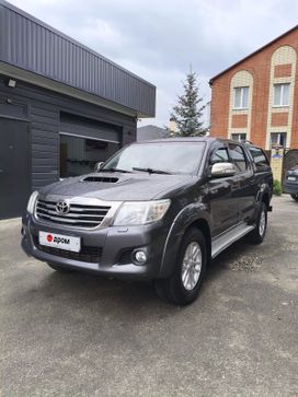  Toyota Hilux 2014 , 2100000 , 