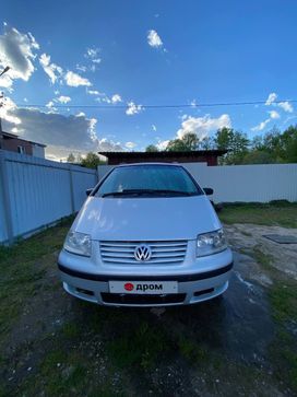    Volkswagen Sharan 2001 , 330000 , 