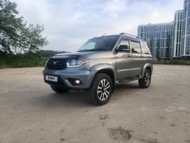 SUV     2015 , 980000 , 