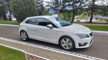  3  SEAT Leon 2014 , 1647000 , 