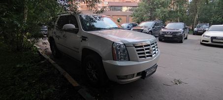  Escalade, 2011