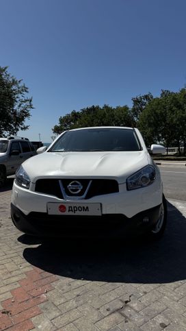 SUV   Nissan Qashqai 2010 , 1050000 , 