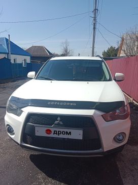 SUV   Mitsubishi Outlander 2012 , 1439000 , 