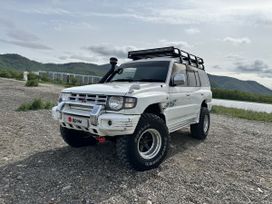 SUV   Mitsubishi Pajero 1997 , 1200000 , 