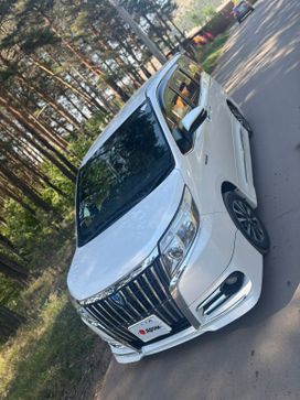    Toyota Esquire 2014 , 2220000 , 