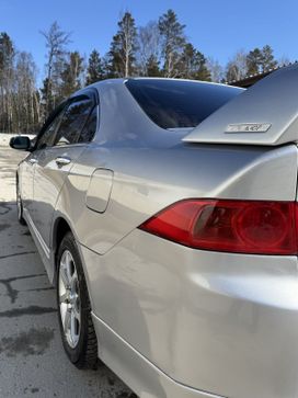  Honda Accord 2003 , 860000 , 