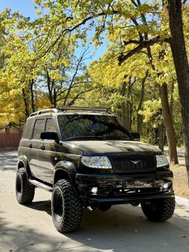 SUV     2013 , 2100000 , 
