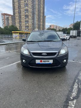  Ford Focus 2010 , 695000 , --