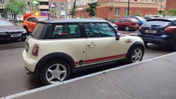  3  MINI Hatch 2009 , 880000 , 