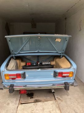   2106 1990 , 370000 , 