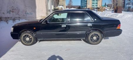  Toyota Crown 1999 , 600000 , 