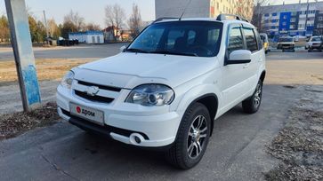 SUV   Chevrolet Niva 2012 , 630000 ,  