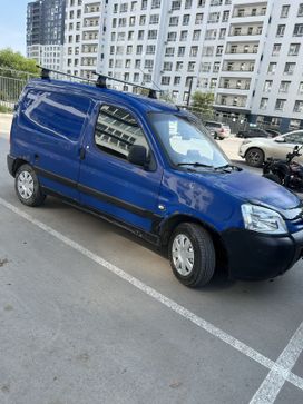  3  Peugeot Partner 2010 , 350000 , 