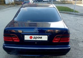  Mercedes-Benz E-Class 2000 , 550000 , 