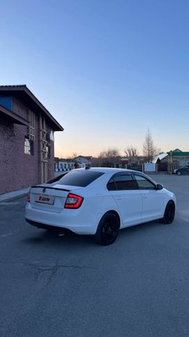  Skoda Rapid 2017 , 900000 , 