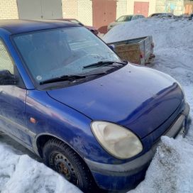  Daihatsu Sirion 2001 , 230000 , 