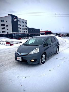  Honda Fit Shuttle 2011 , 1100000 , 