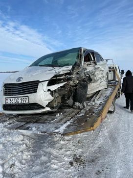    Toyota Mark X Zio 2007 , 150000 , 