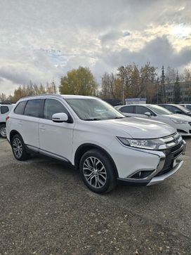 SUV   Mitsubishi Outlander 2016 , 1880000 , 