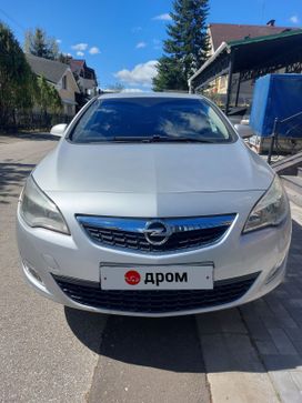 Opel Astra 2012 , 700000 , 