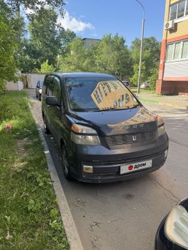   Toyota Voxy 2002 , 673000 , 
