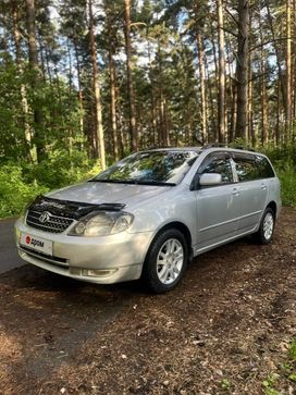  Toyota Corolla Fielder 2001 , 520000 , 