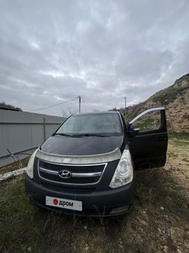    Hyundai Grand Starex 2011 , 1000000 , 