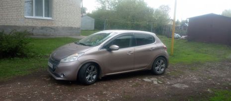  Peugeot 208 2013 , 580000 , 