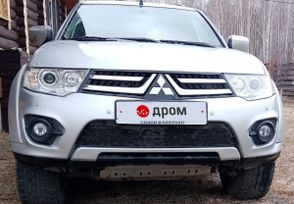 SUV   Mitsubishi Pajero Sport 2014 , 2200000 , 