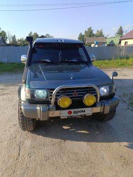 SUV   Mitsubishi Pajero 1991 , 1100000 , 