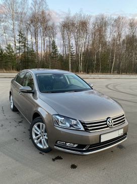  Volkswagen Passat 2011 , 1400000 , 