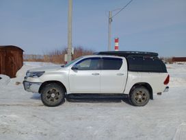 Пикап Toyota Hilux 2022 года, 5000000 рублей, Барнаул