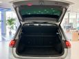 SUV   Volkswagen Tiguan 2019 , 2700000 , -