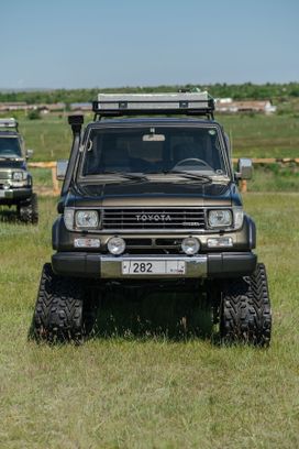 SUV   Toyota Land Cruiser 1992 , 5550000 , 