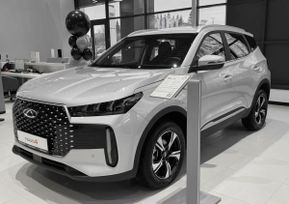 SUV   Chery Tiggo 4 2025 , 2340000 , -