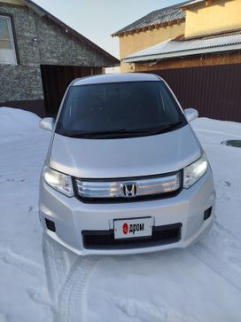    Honda Freed Spike 2012 , 979000 , 