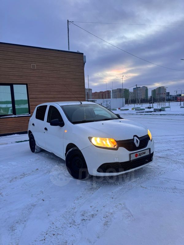  Renault Sandero 2016 , 450000 , 