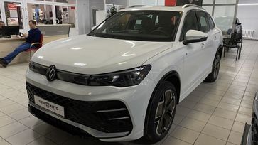 SUV   Volkswagen Tiguan L 2024 , 4900000 , 