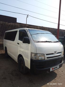    Toyota Hiace 2006 , 1600000 , 